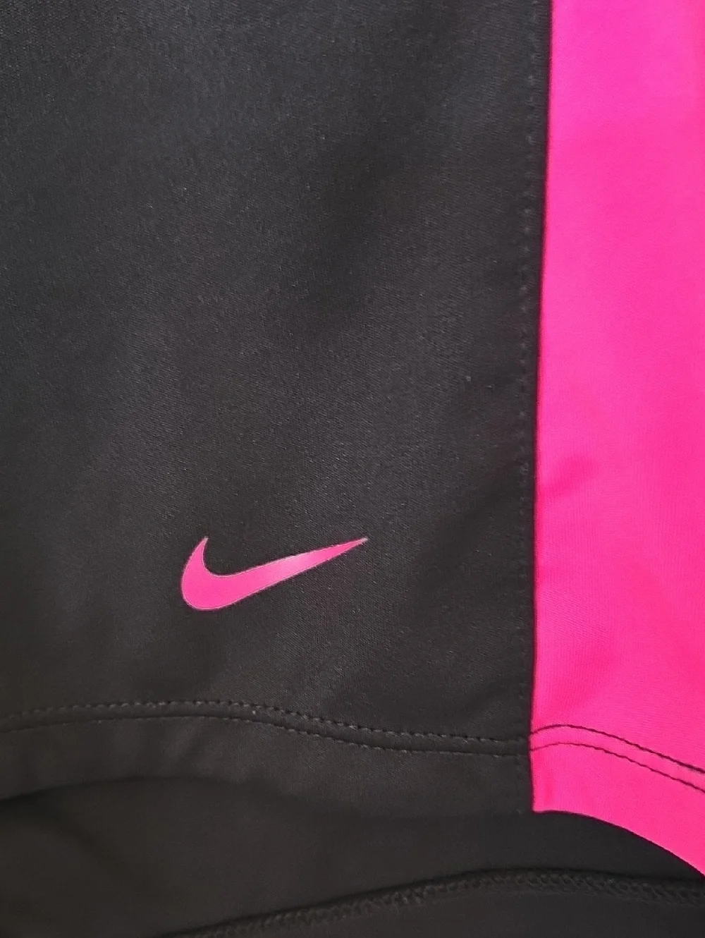 Nike Dri-Fit | Black & Pink Running Shorts Size Large